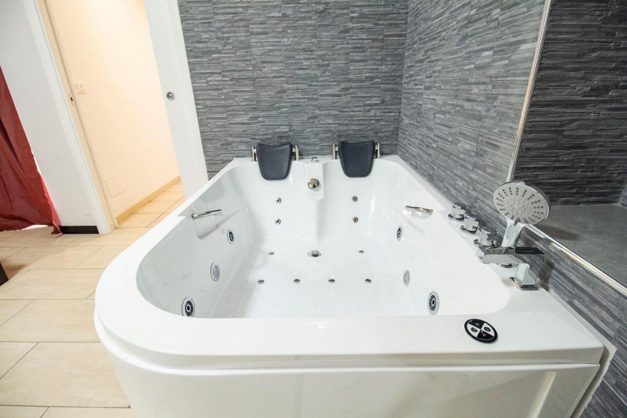 Aparthotel Royal Playa And -private Parking- Self Chek Out Catania
