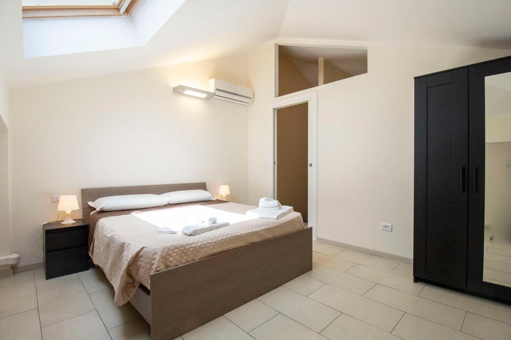 Royal Playa And -private Parking- Self Chek Out Aparthotel *