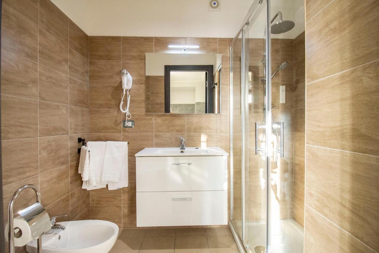 Aparthotel Royal Playa And -private Parking- Self Chek Out Catania